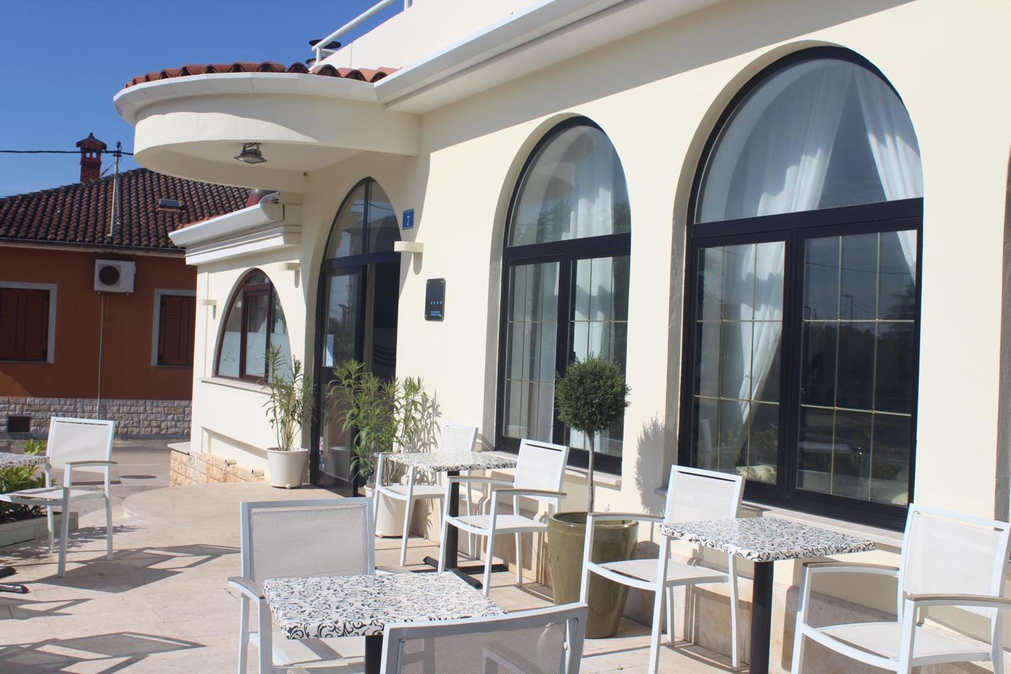 Hotel La Settima Luna Savudrija Kültér fotó
