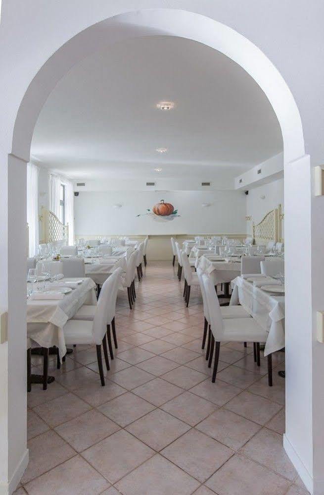 Hotel La Settima Luna Savudrija Kültér fotó