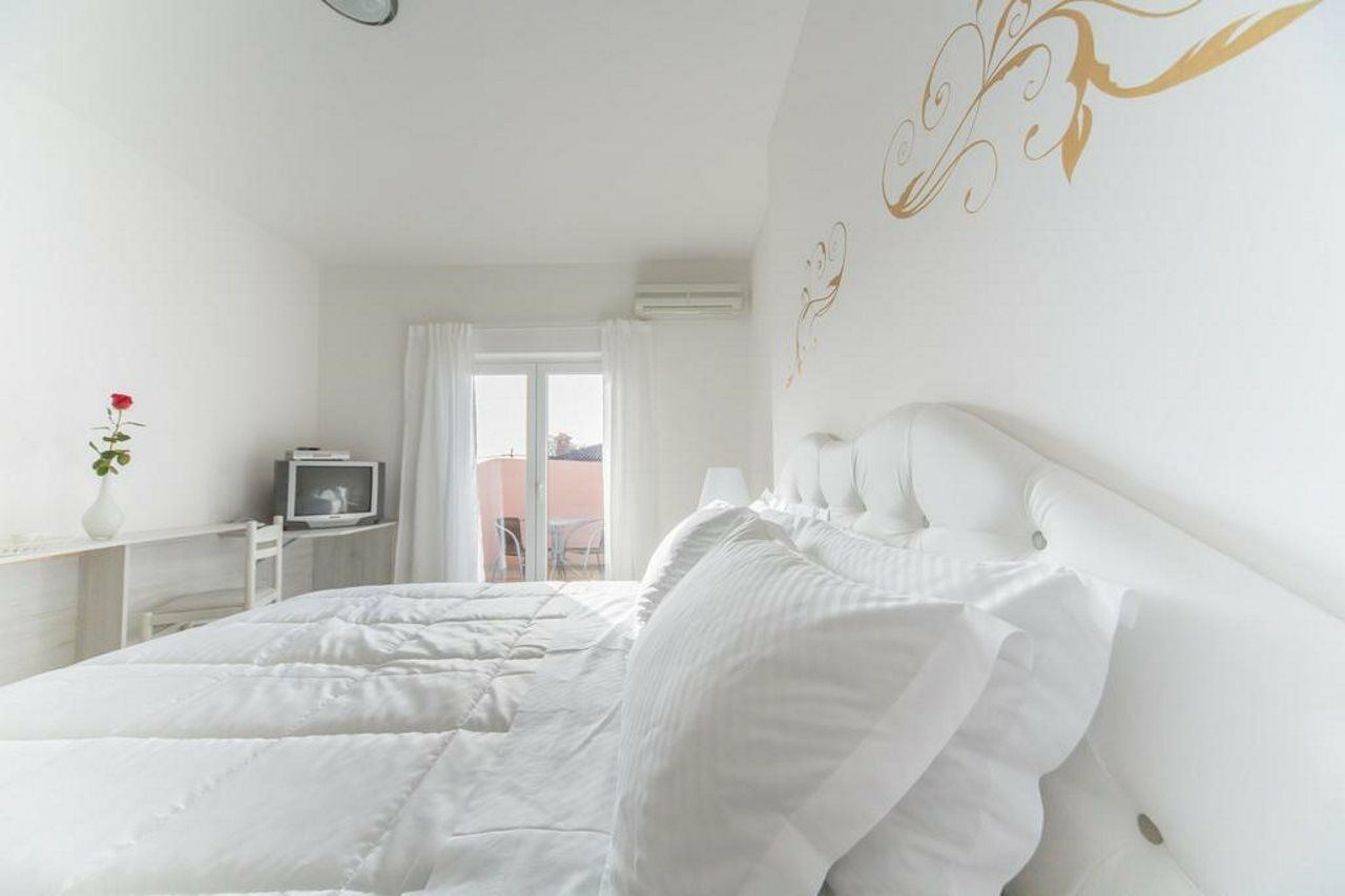 Hotel La Settima Luna Savudrija Kültér fotó
